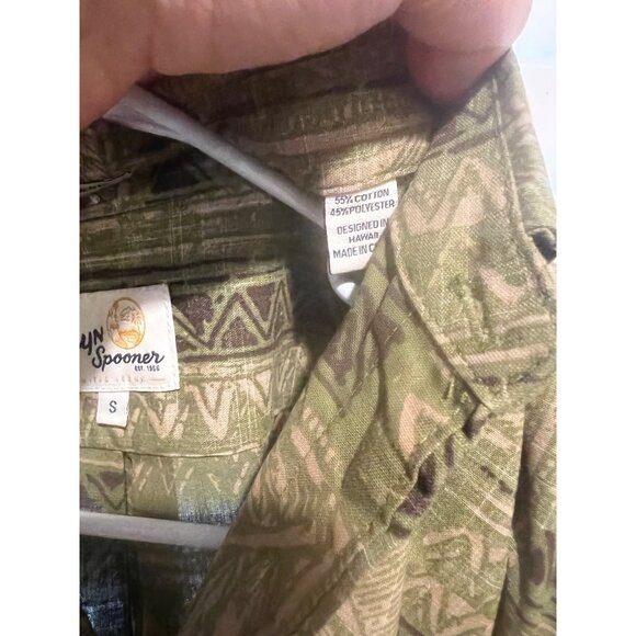 Reyn Spooner Short Sleeve Button Up Shirt - Size S - NWOT - Picture 4 of 5